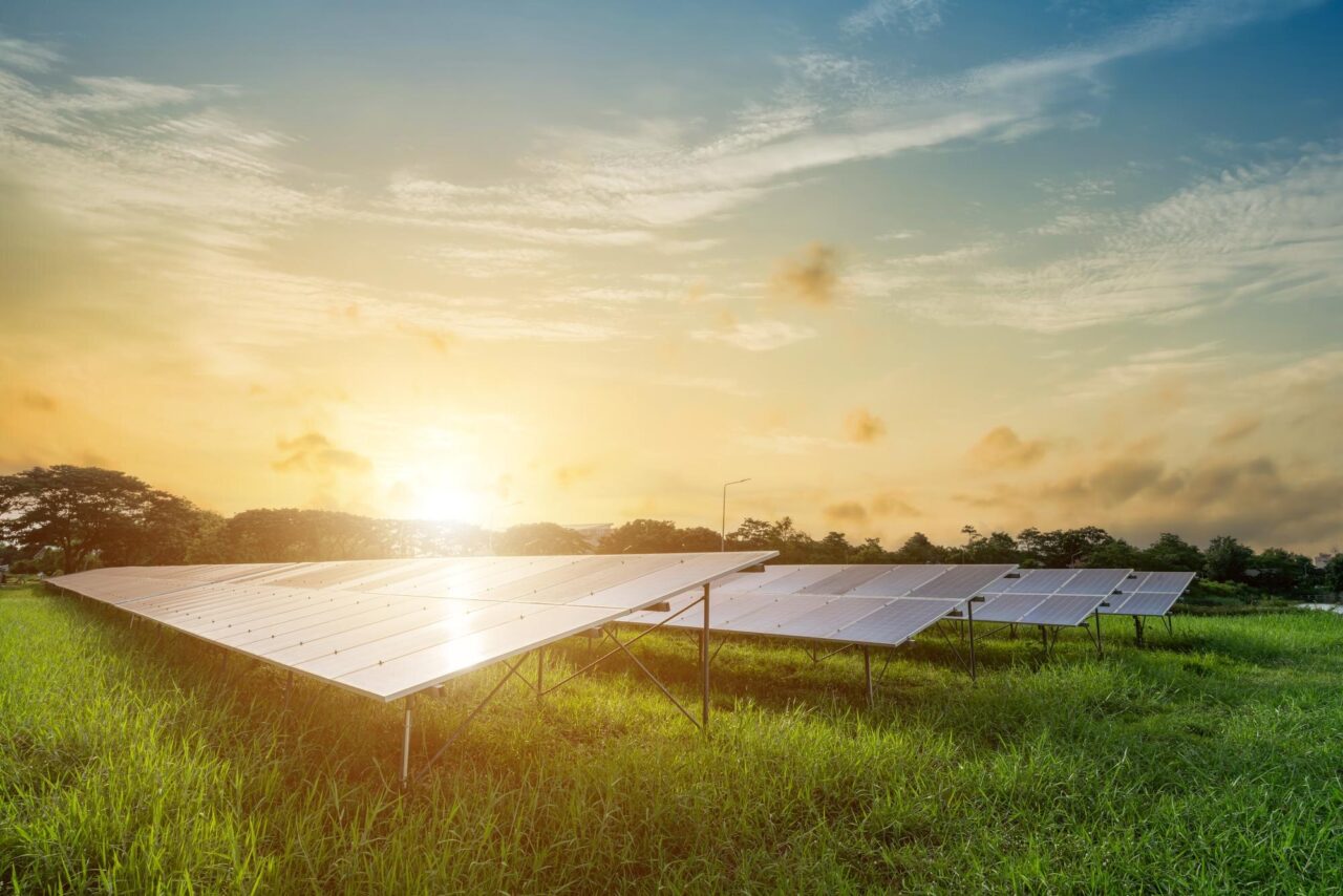 În ce lună produc cel mai mult panourile fotovoltaice