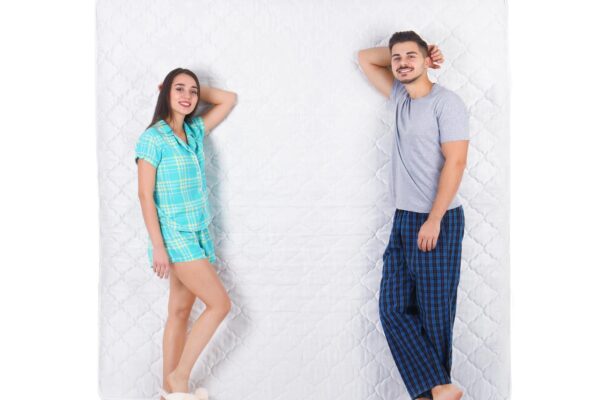 Ce saltea 160x200 alegi pentru un pat matrimonial folosit zilnic